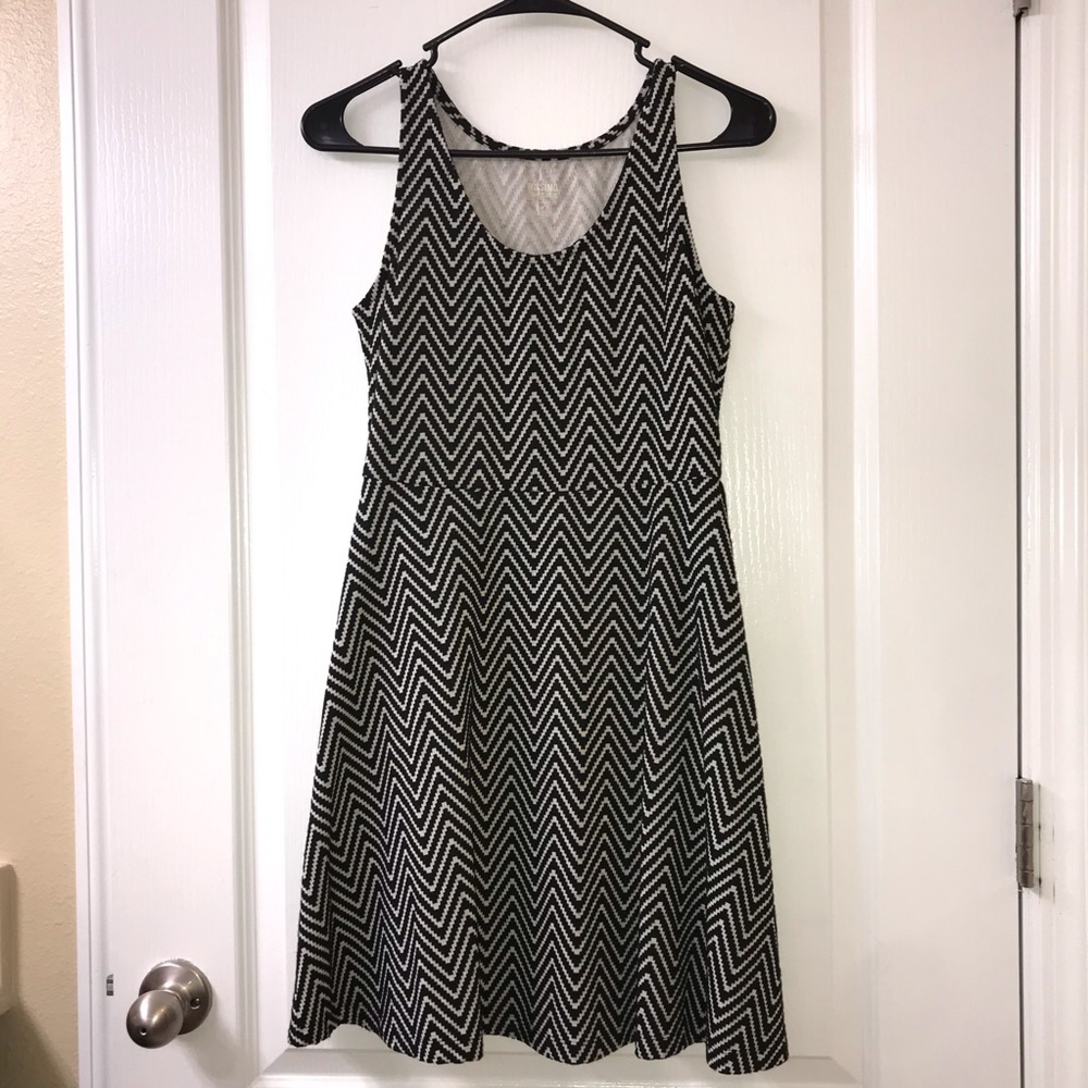 b&w chevron dress